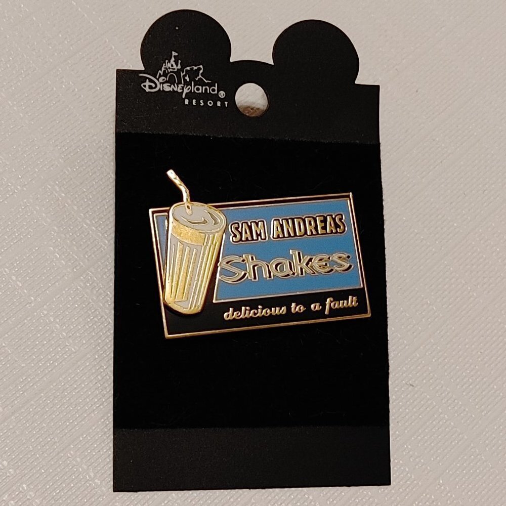 Disney Disneyland California Adventure Pin - Sam Andreas Shakes Sign Pin…